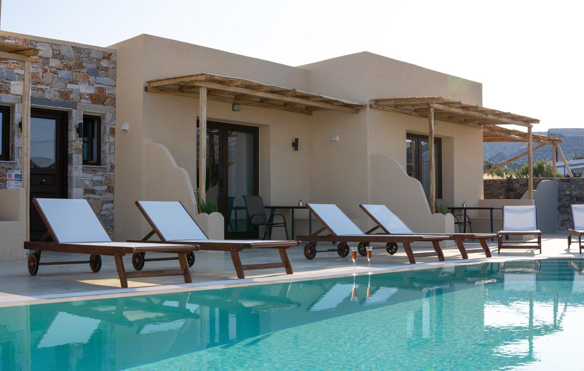 Dipolis Luxury Apartments Syros Episkopion  Dış mekan fotoğraf